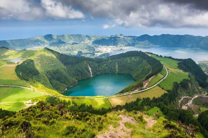 Azores miguel sao sete cidades flights lagoa fogo independent lake map